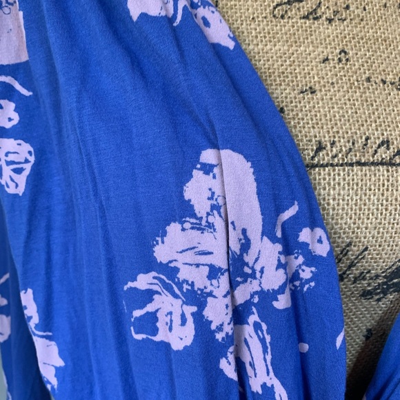 Free People Flowy Top - Picture 3 of 5